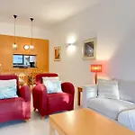 Modern Flat In Gated Complex With Pool #1927 Lagos
