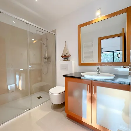 Modern Flat In Gated Complex With Pool #1927 Лагуш