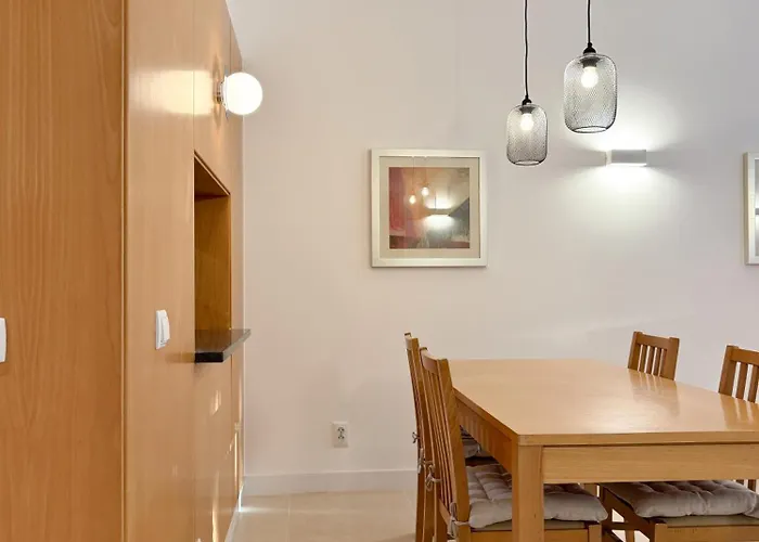 Modern Flat In Gated Complex With Pool #1927 *